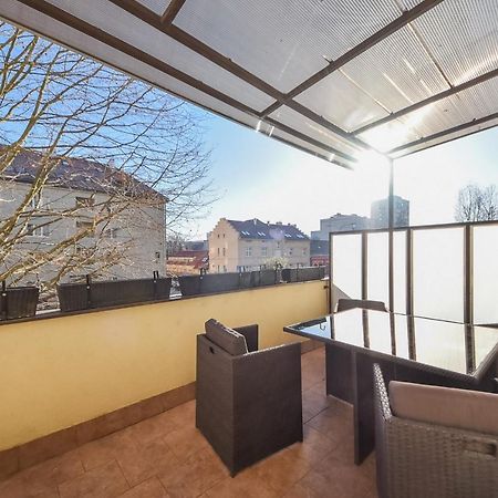 City Komfort Terrace Kosice Luaran gambar